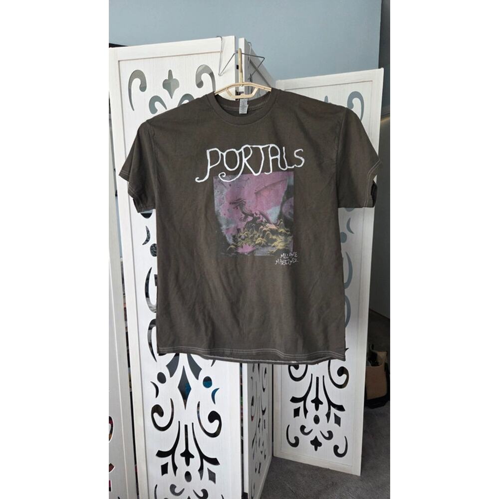 Melanie Martinez Portals  Concert Tour Tee Brown Band tee  Graphic Shirt XL NWOT